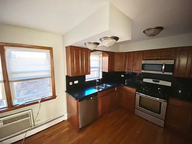 6823 N Overhill Ave #2S — Photo 2