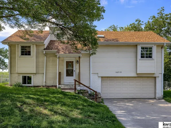 14310 Virginia St, Omaha, NE 68138