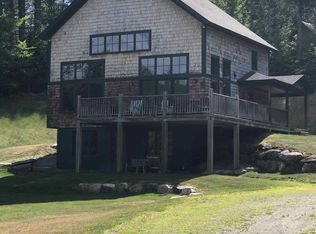 33 Vacation Lodges Rd, Londonderry, VT 05148