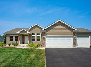 2280 Ridge Ave, Machesney Park, IL 61115