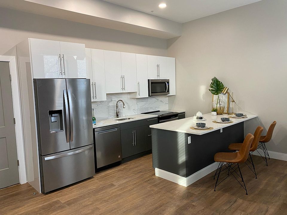 1st image of 5 Hampshire St #205