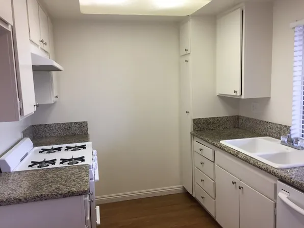 4507 Spencer St, 4507 Spencer St #2B-2Ba-950Sqft, Torrance, CA 90503