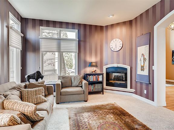 5th image of 2727 E Cedar Ave Unit 2