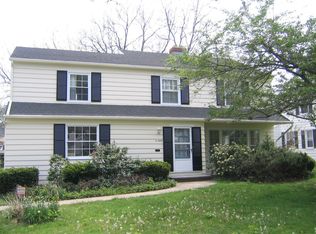 21888 Byron Rd, Shaker Heights, OH 44122