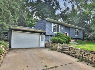 904 11th St, Hudson, WI 54016