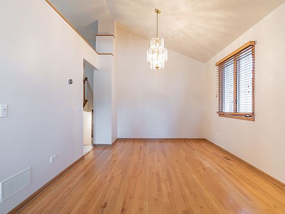 4th image of 3347 N Panama Ave