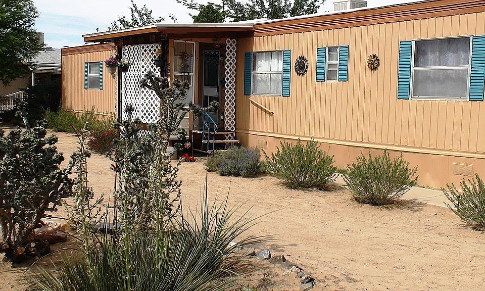 2nd image of 441 Longbow Loop SW