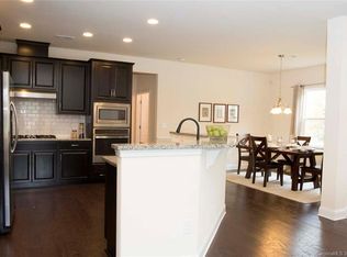 5808 Ballantyne Commons Dr, Charlotte, NC 28270