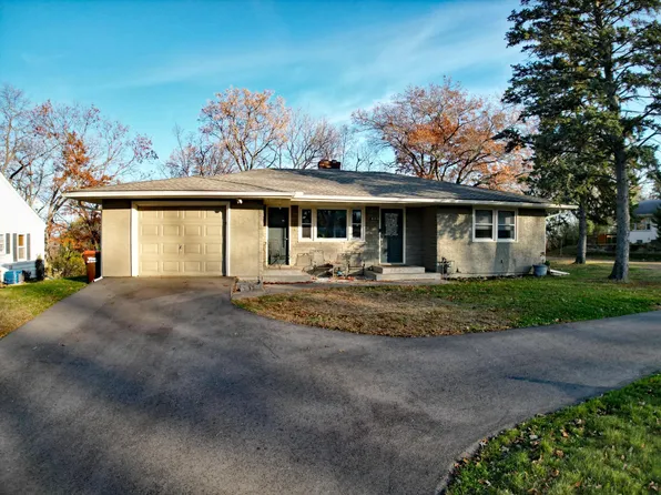 653 9th Ave S, South Saint Paul, MN 55075
