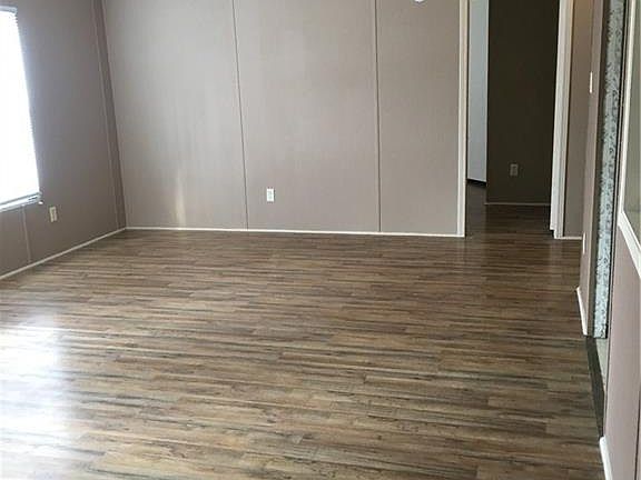 4th image of 205 Carter Hills Ln