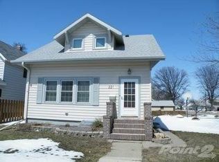 221 7th Ave NE, Aberdeen, SD 57401