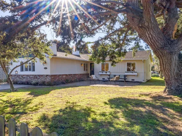 26571 Aspen Pl, Carmel, CA 93923
