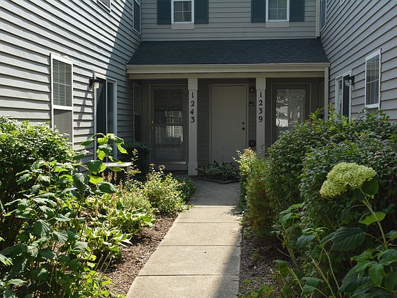 2nd image of 1243 Orleans Dr #1243