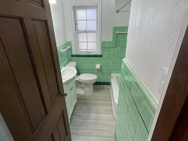 8526 Pilot Ave — Photo 6