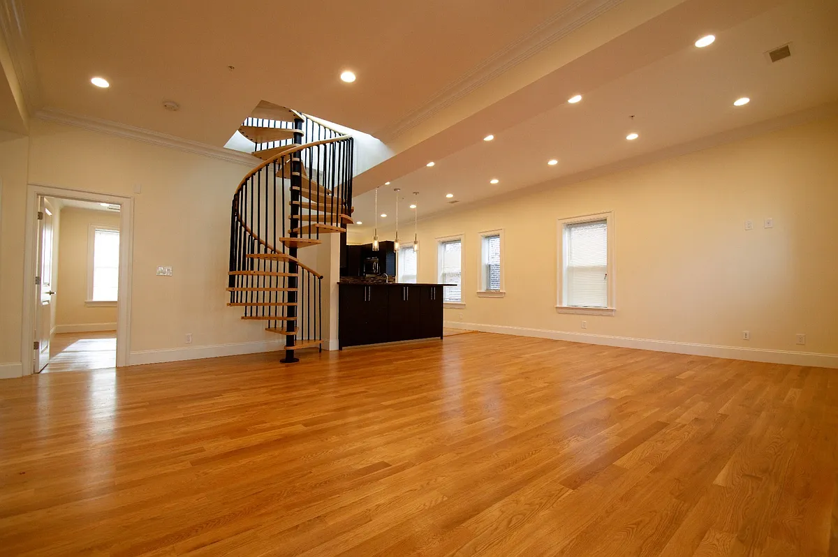 Building Photo - 74 Browne St #1
