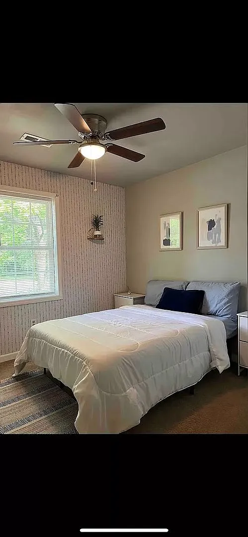 Room in 2 bedroom home at W Horah St — Photo 4