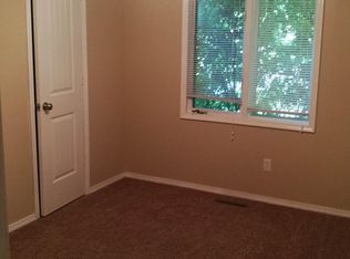 2832 E Linwood St, Springfield, MO 65804