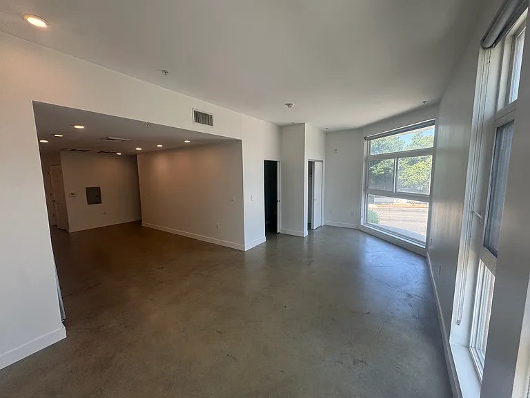 152 N Rampart Blvd #201 — Photo 12