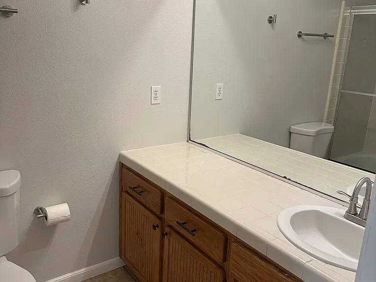 5621 W Palo Alto Ave — Photo 10