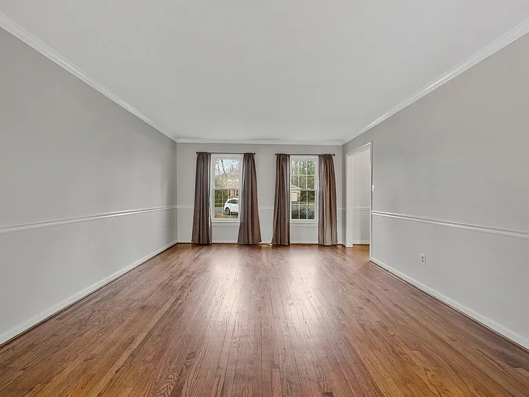 1215 Delta Glen Ct — Photo 12