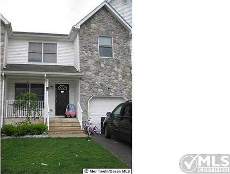 1st image of 27 Kingsfield Dr