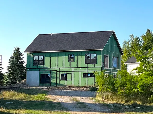 11539 S Crescent Dr #1, Empire, MI 49630