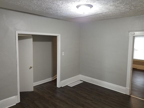 4th image of 301 North St
