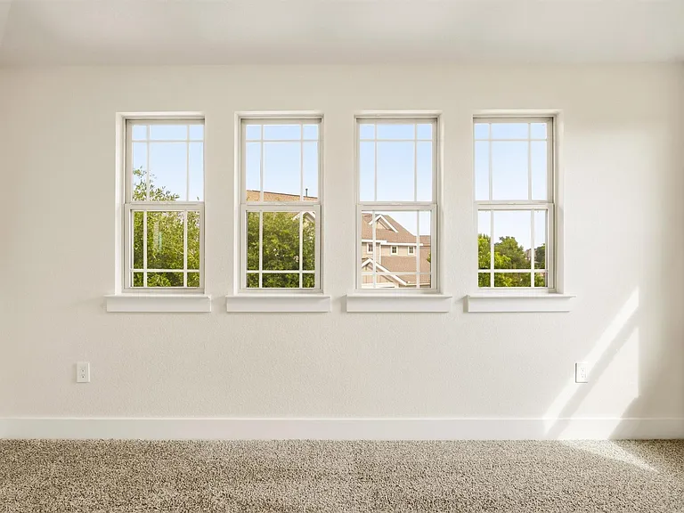 9507 McKnight Loop — Photo 33