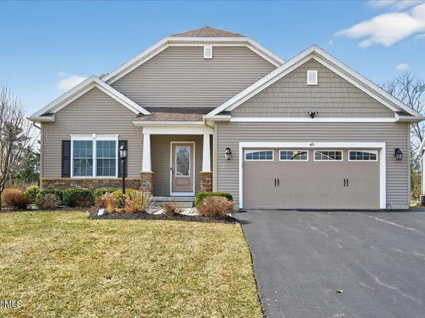 45 Somerset Drive, Mechanicville, NY 12118