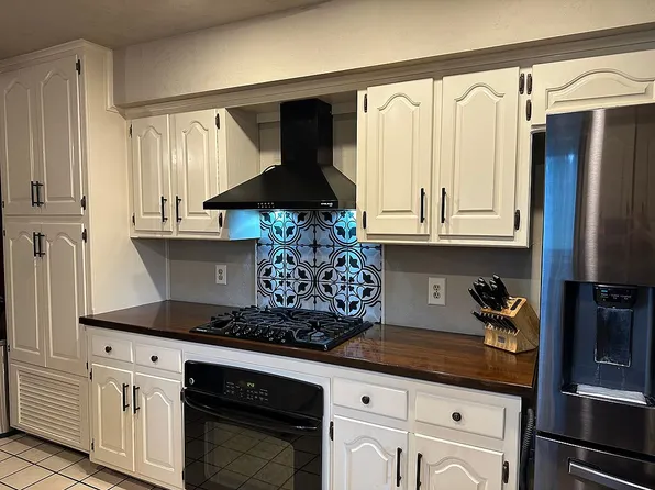 20 Bales Ln, Ponca City, OK 74604