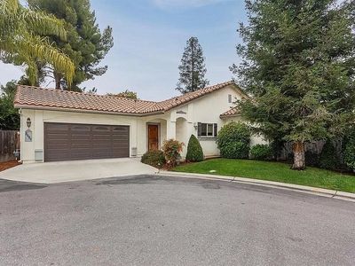 6498 N Warren Ave, Fresno, CA, 93711
