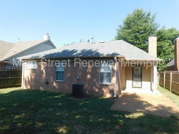 2nd image of 2230 Angel Crest Cir