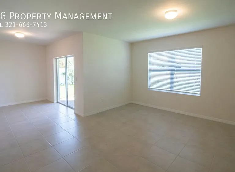 513 NW 5th St — Photo 11
