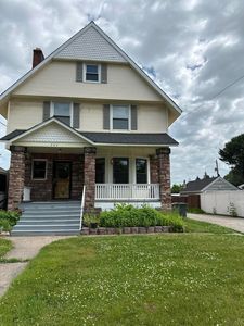 707 Cedar St, Sault Sainte Marie, MI, 49783