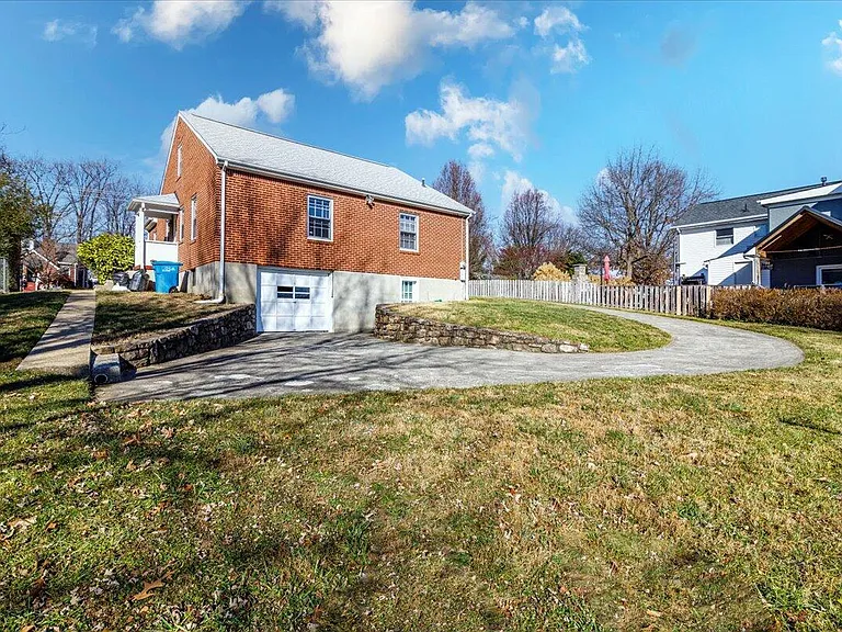 2510 Tillett Rd SW — Photo 26