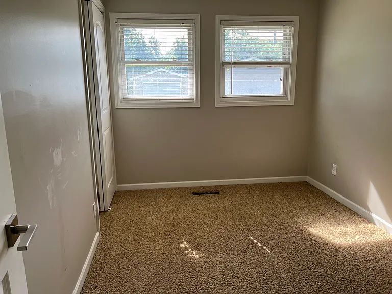 8139 Robertson Pl — Photo 11