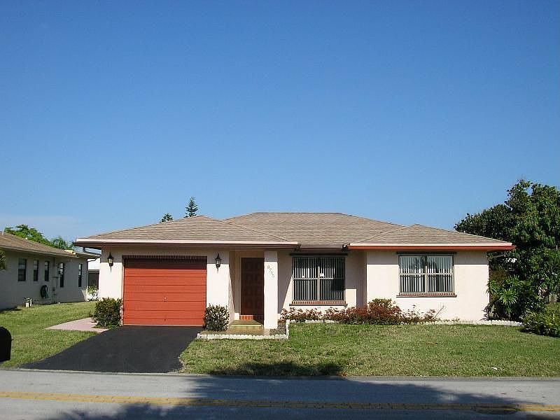 1st image of 8210 NW 94th Ave