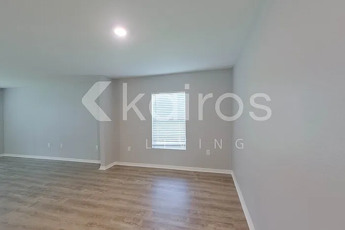 4 bed, 2.0 bath, 1650 sqft, $2,145 — Photo 4
