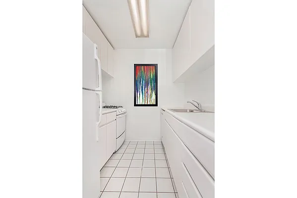 Rented by Warburg | media 4