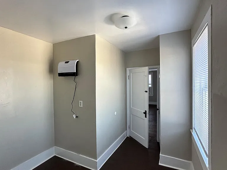 101 E Benton St #302 — Photo 12
