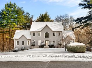 16 Pheasant Ln, Charlton, MA 01507