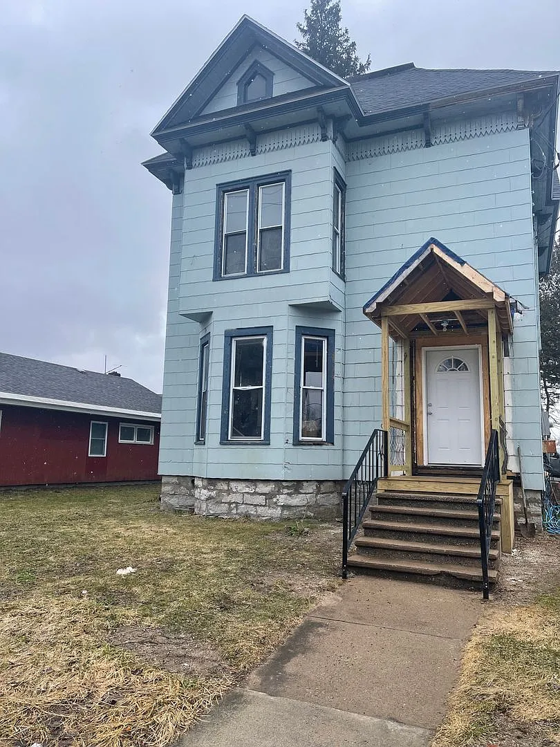 714 State St Carthage — Photo 1