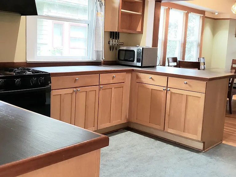 4832 SE Harrison St — Photo 7