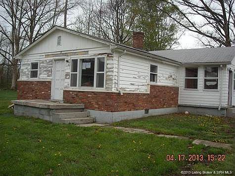2nd image of 3933 Carver St
