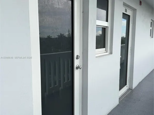 320 NE 12th Ave APT 506, Hallandale, FL 33009