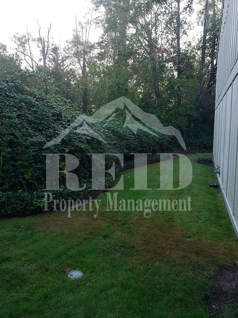 Brookside - 1 Bed 1 Bath Condo With 1 Carport Parking Space - East Bremerton — Photo 4