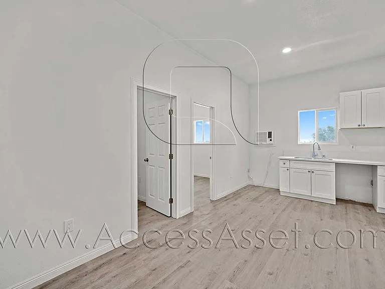 25369 Avenida Ramada #2 — Photo 6