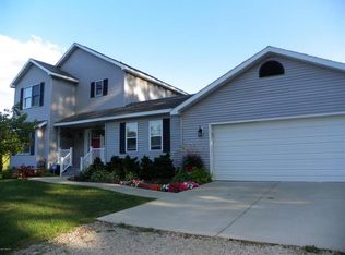 10228 Ten Mile Rd NE, Rockford, MI 49341