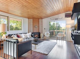 2480 Valders Ave N, Golden Valley, MN 55427