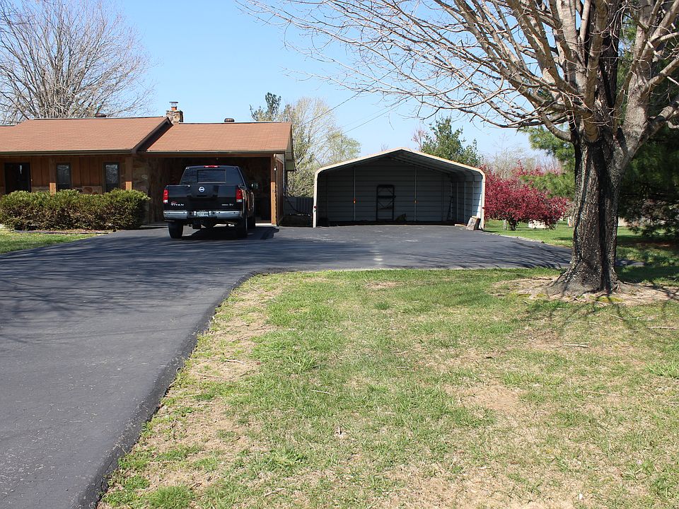 2nd image of 5134 Lantana Rd